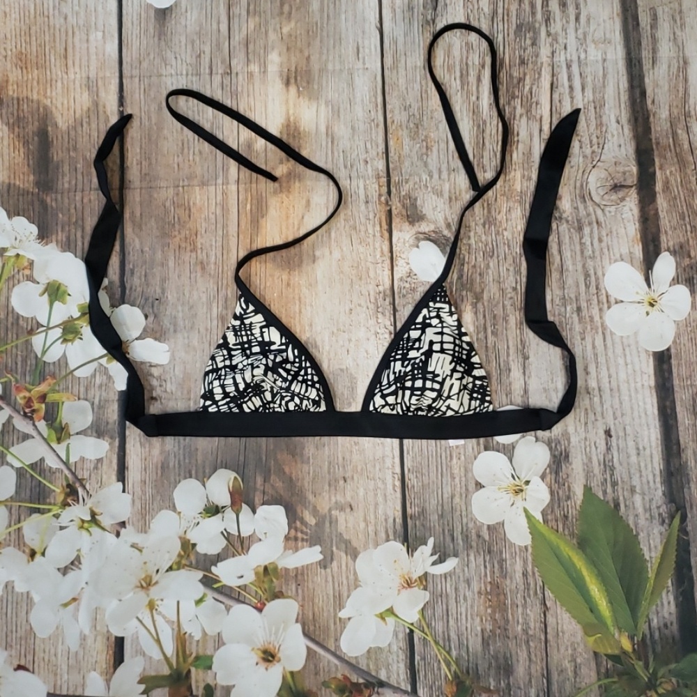 4 for $20🎀 Victoria Secret bikini top